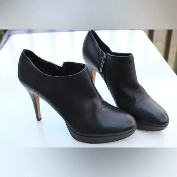 Vince Camuto booties - Picture 3 of 11